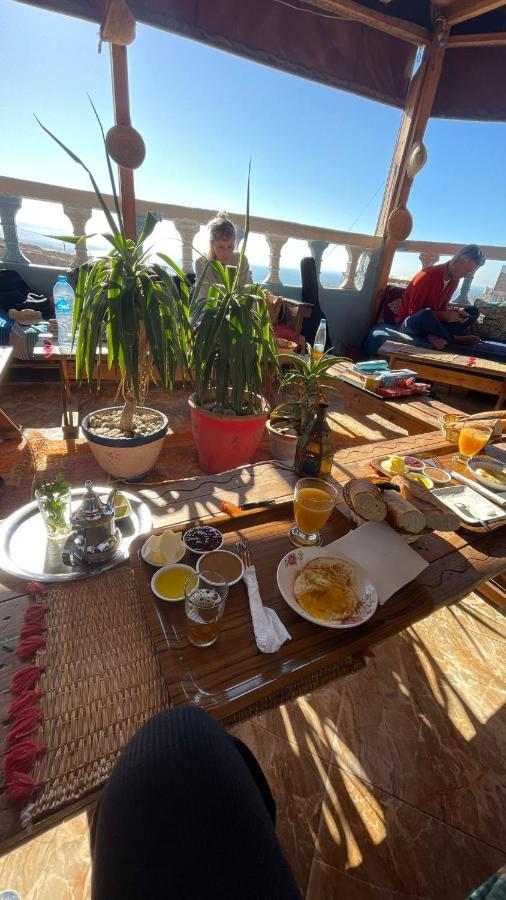 Rayane Guest house *